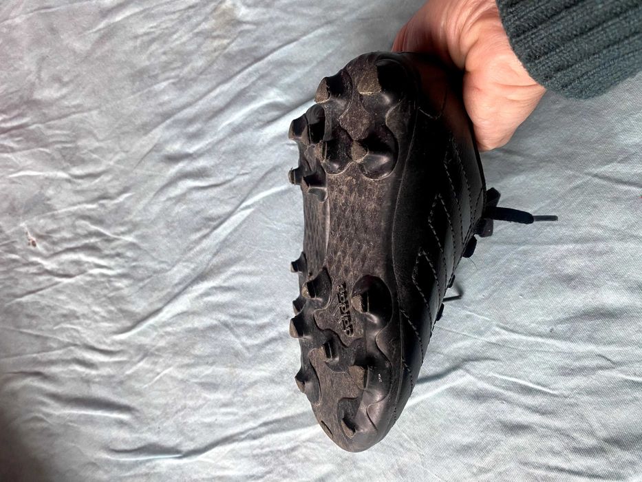 Chuteiras Adidas criança Tamanho 28