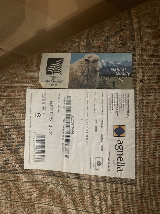 Dywan, perski, wełniany, duży 2.4 m x 1.70 m. Rozety. Królewski dywan.