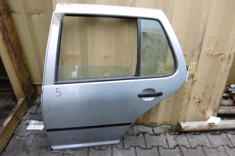 Drzwi tył lewe VW Golf 4