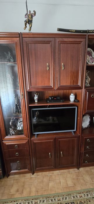 Móvel de Sala + Televisão