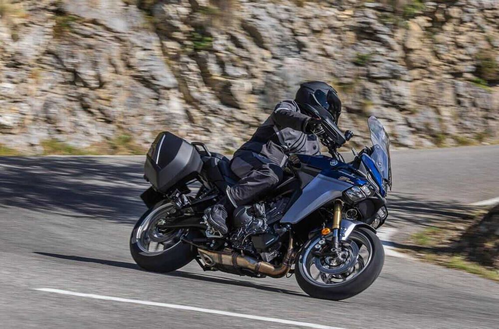 Yamaha Tracer 9 GT+ Y-AMT 2026