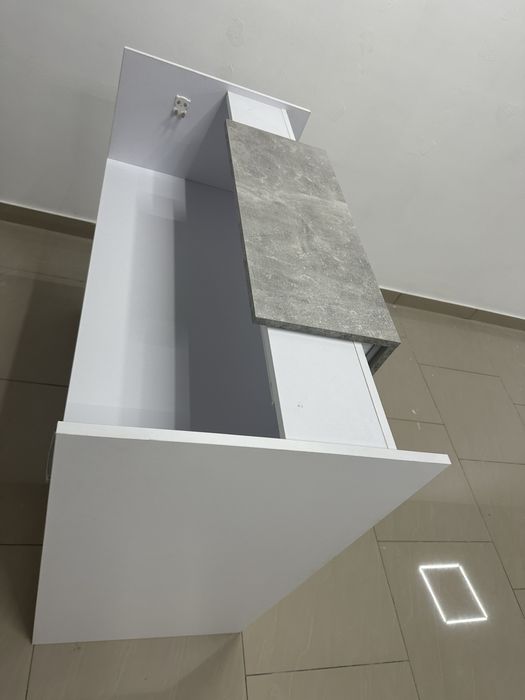 Рецепшин з підсвіткою