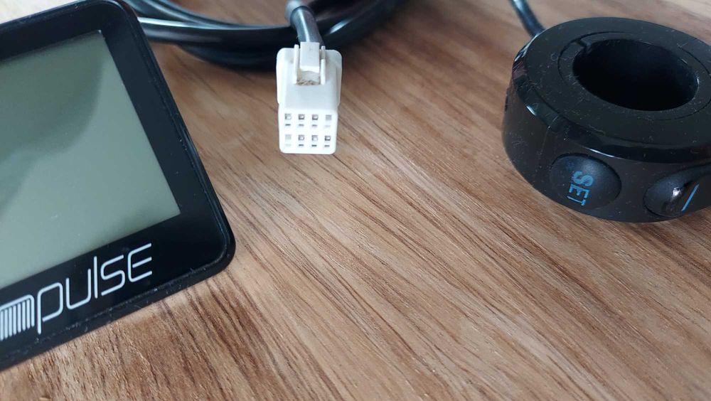 Wyświetlacz LCD  IMPULSE  36V mały (czarny)
