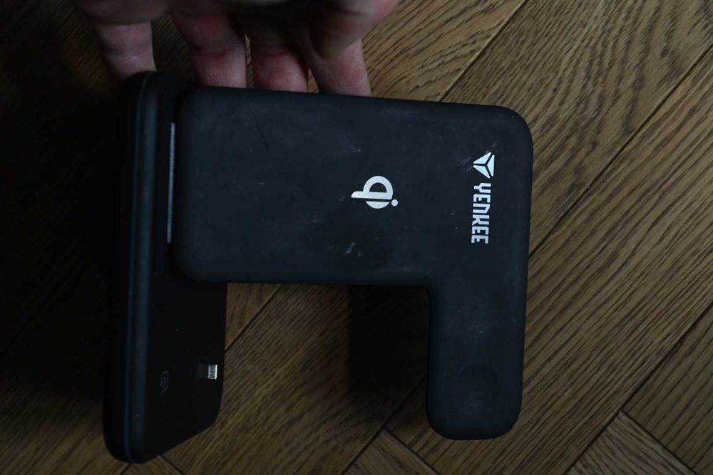 Ładowarka indukcyjna 3w1 telefon z Qi apple airpods watch