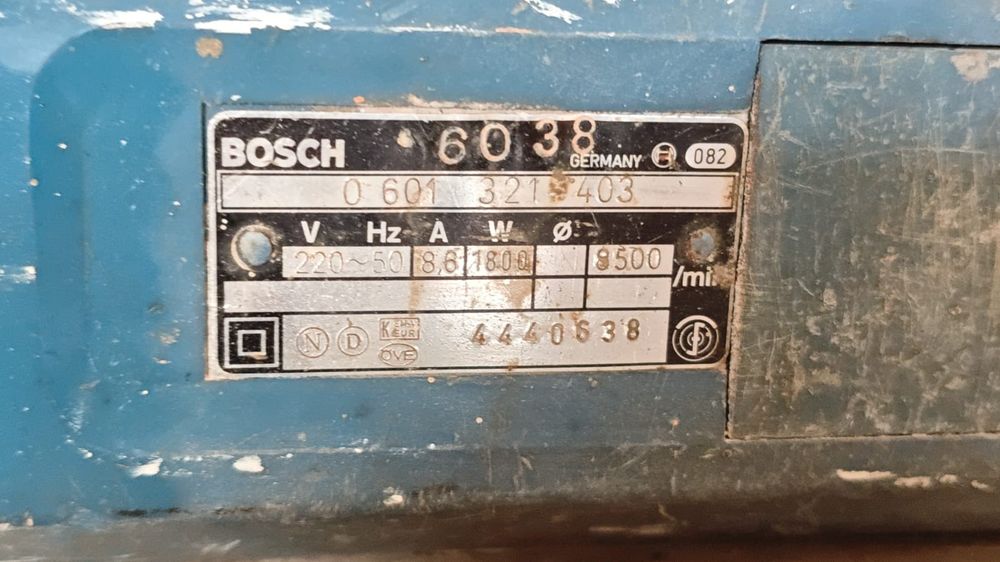 Rebarbadora angular Bosch profissional