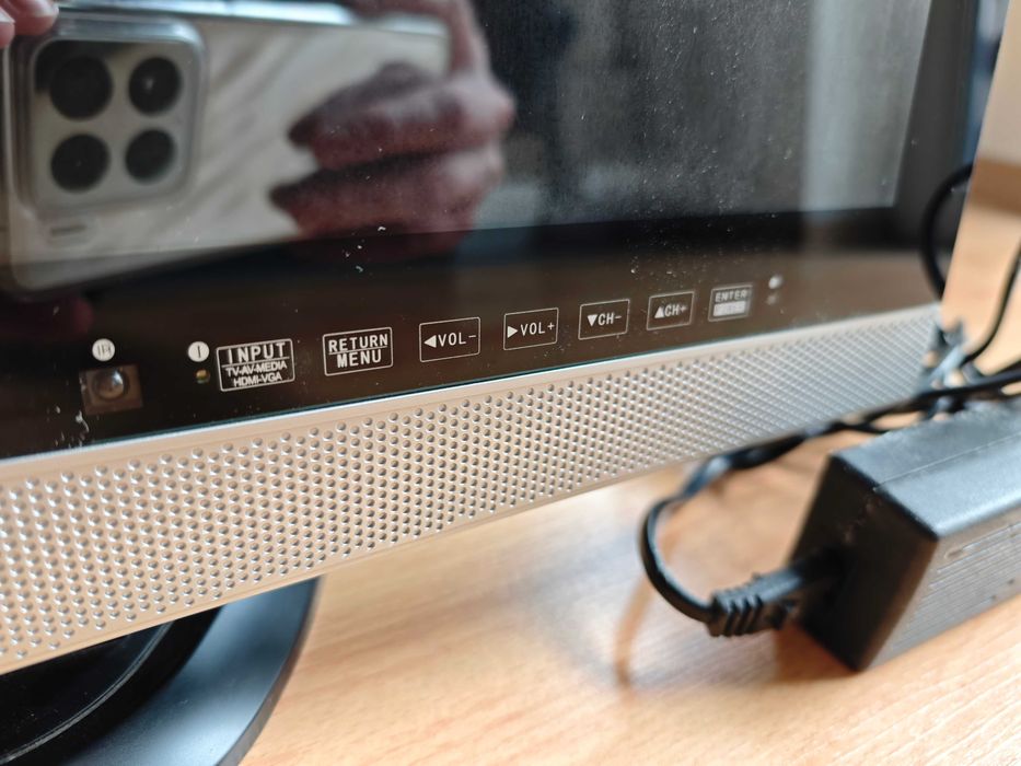 Opera monitor z tunerem tv hdmi usb 19,5"