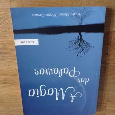 vendo livro A magia das palavras