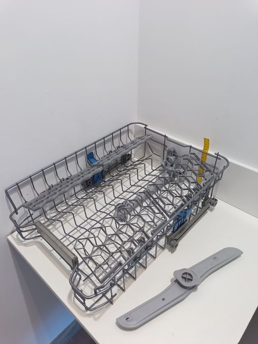 Oryginalny kosz szufladowy górny Whirlpool typu wąskiego