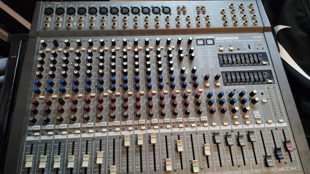 Powermixer Samson TXM 20. 20 kanałów