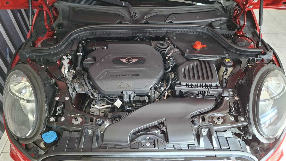 MINI ONE JOHN COOPER WORKS