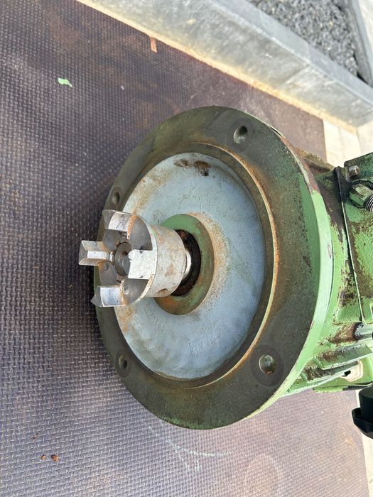 Silnik elektryczny 4kw z motoreduktorem płynna regulacja
