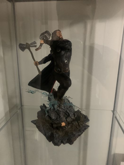 Estatuas iron studios marvel