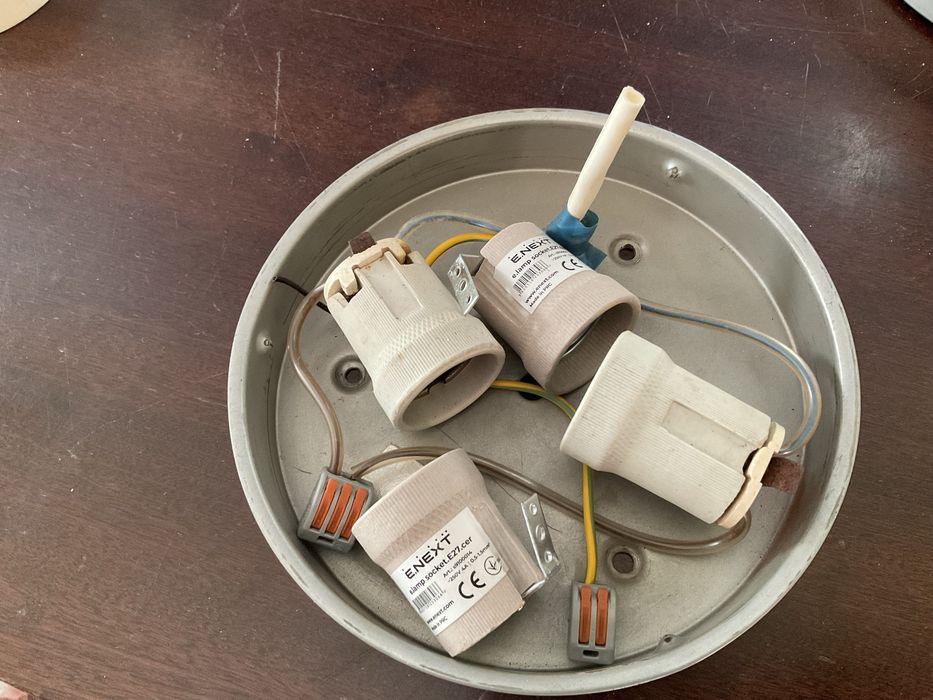 Люстра світильник припотолочна