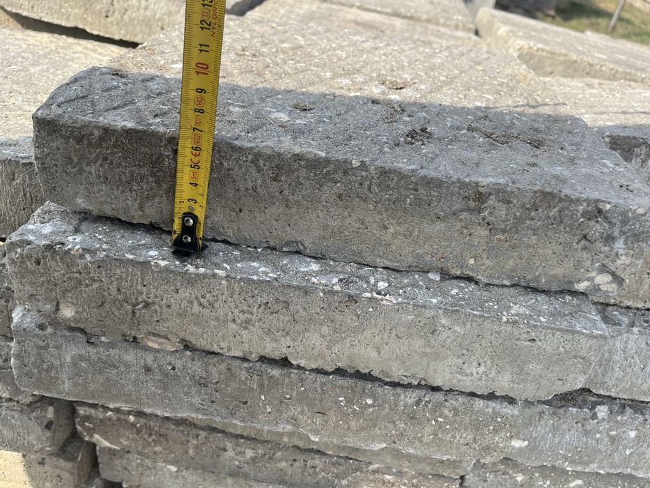 Sprzedam plytki chodznikowe