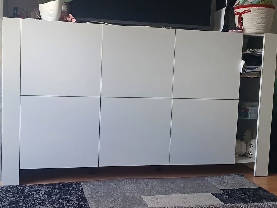Sprzedam komodę białą