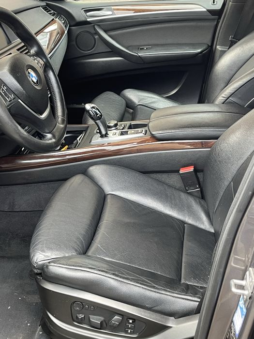 BMW X5 E70 2011 skrzynia 8, head-up, 100% sprawna