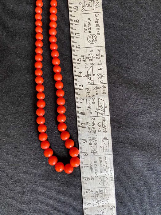 Бусы натуральный коралл и золотая застежка