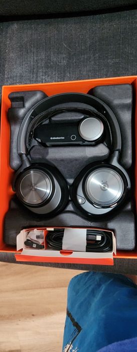 Steelseries arctis nova pro wireless