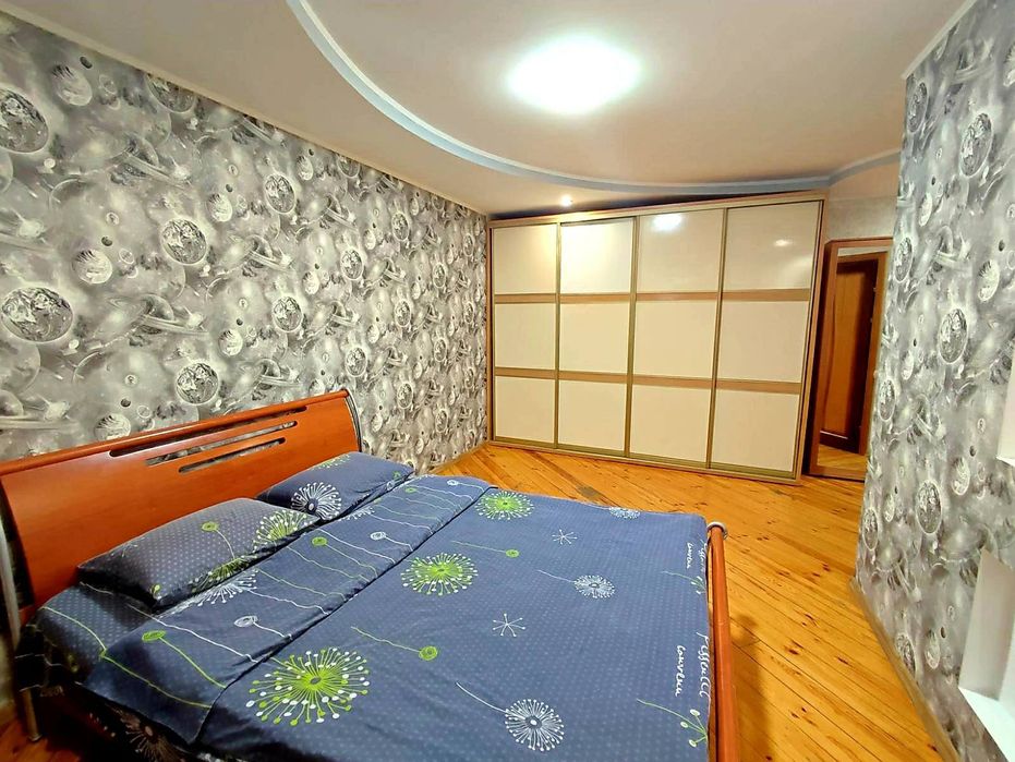 1-кім. Автовокзал "Чайка". Погодинно, подобово. Ціна доби. Власник.