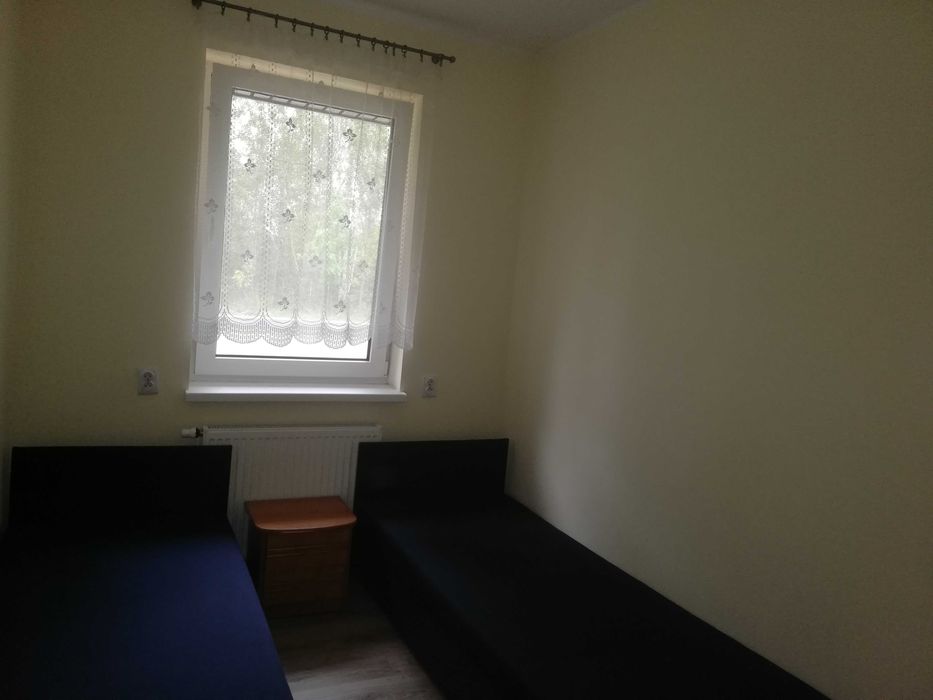 Pokoje 3 osobowe z łazienką blisko CPK Baranów i Panattoni Kozerki
