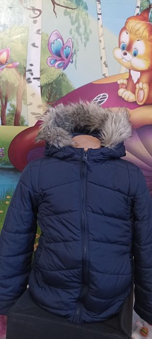 Курточка на девочку