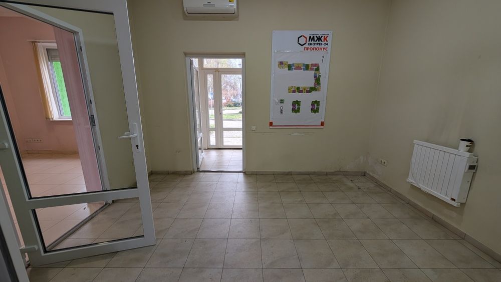 Приміщення в топовій локації в центрі в оточенні нових ЖК, 50 квт