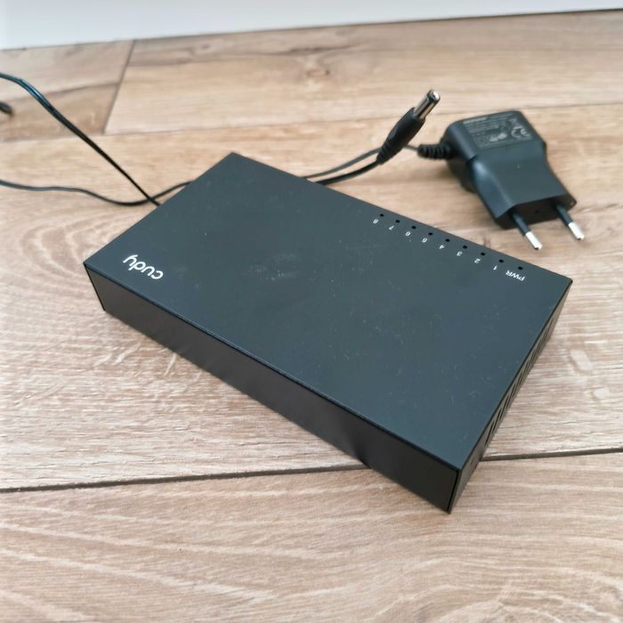 CUDY GS108 8-portowy gigabajtowy switch metalowy
