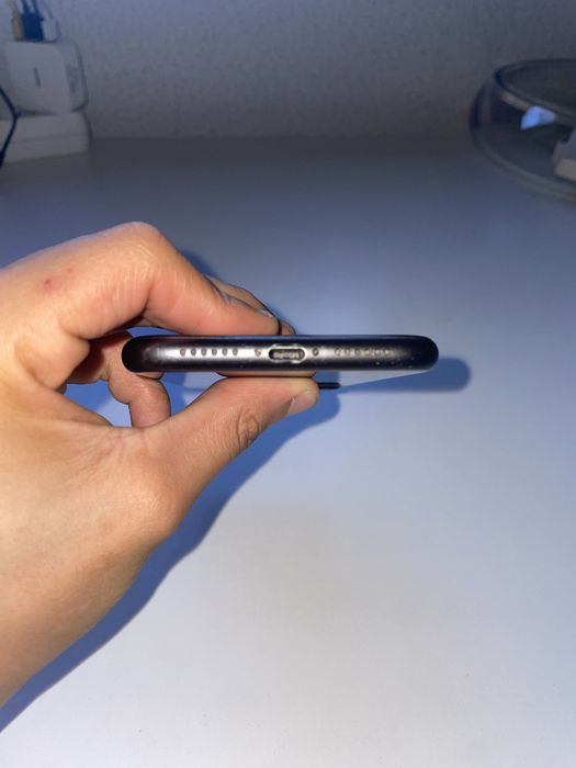 Apple iPhone 11 64 GB