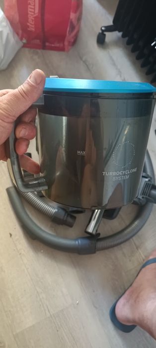 Bagless Vacuum Cleaner449691603037726722