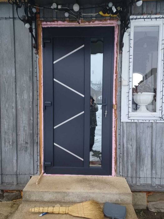 Металопластикові теплі двері для будинків вуличні і внутрішні M7INOXpr