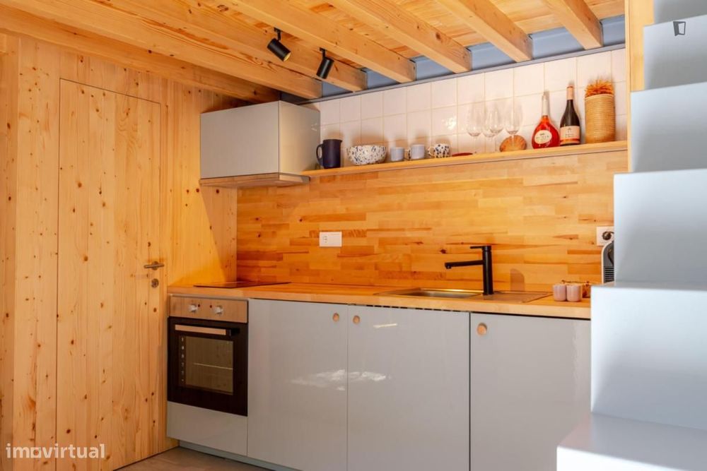Casa com 1 quartos - localizado em Lordelo do Ouro Porto