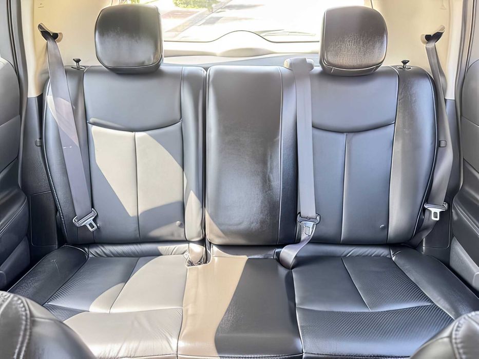 Nissan LEAF      2015