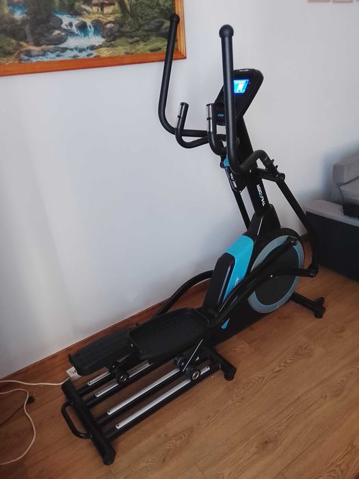 Orbitrek Trenażer eliptyczny elektromagnetyczny Thunder BLAZE 130 kg