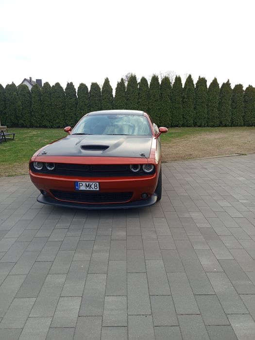 Dodge challenger