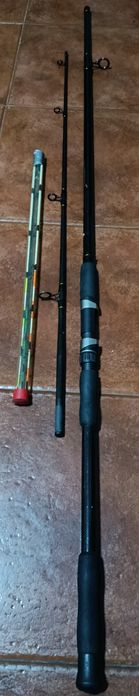 Kit Pesca usado , Carreto, canas, Caixa e assessórios