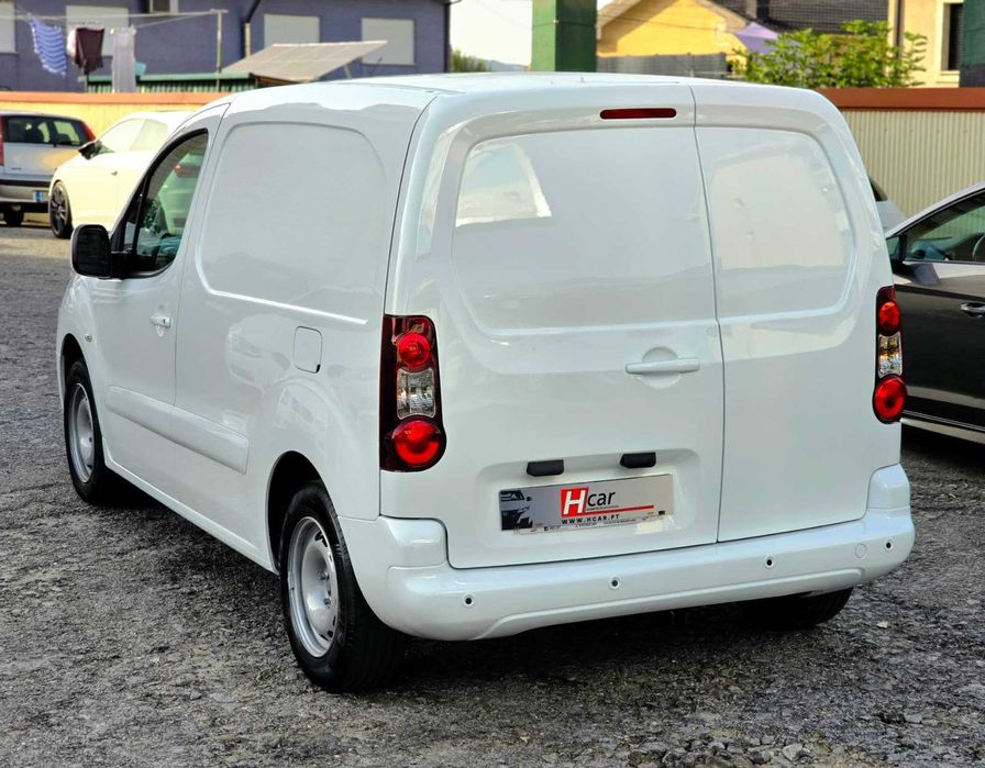 PEUGEOT PARTNER L1 1.6HDI 100CV "AUTOMÁTICA" "IVA DEDUTÍVEL" 3 LUGARES