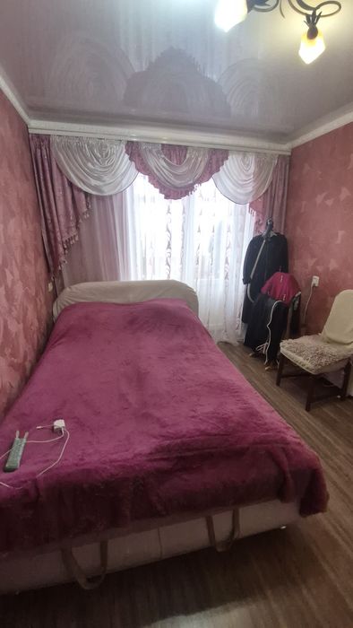 Продам 3-х кімнатну квартиру, р-н Київська