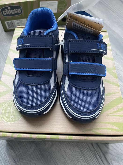 Дитячі кросівки Chicco, розмір 29 (устілка 18,5 см). НОВІ.