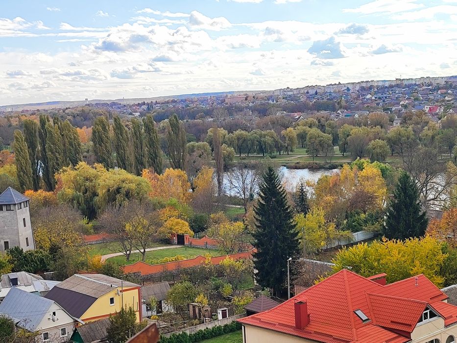 Продам 3 кімнатну квартиру з автономним газовим опаленням