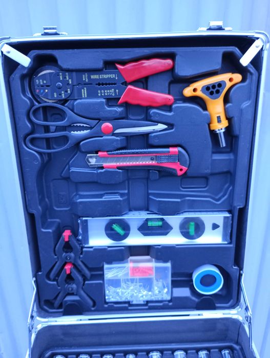 Walizka narzędziowa Riwall