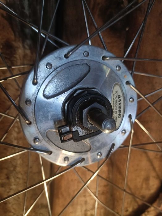 Piasta Dynamo Shimano HB-NX22 Dynamo w piaście 36 szprych