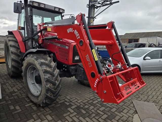 Ładowacz czołowy TUR-4 WOL-MET 1500kg Massey Ferguson Forterra dowóz montaż