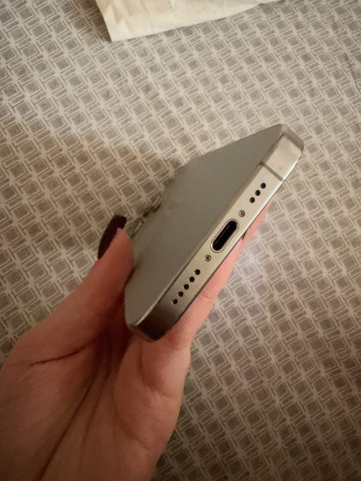 Iphone 15 pro 128 e-sim