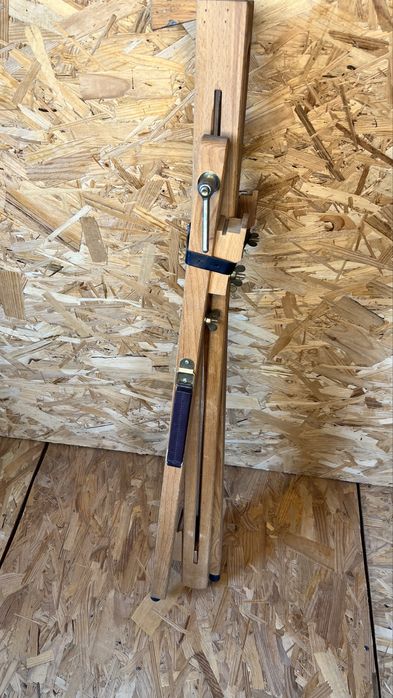 Мольберт тринога переносний