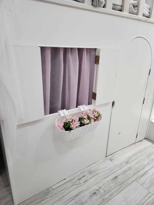 Łóżko domek antresola dla dziecka led biurko piętrowe łóżeczko