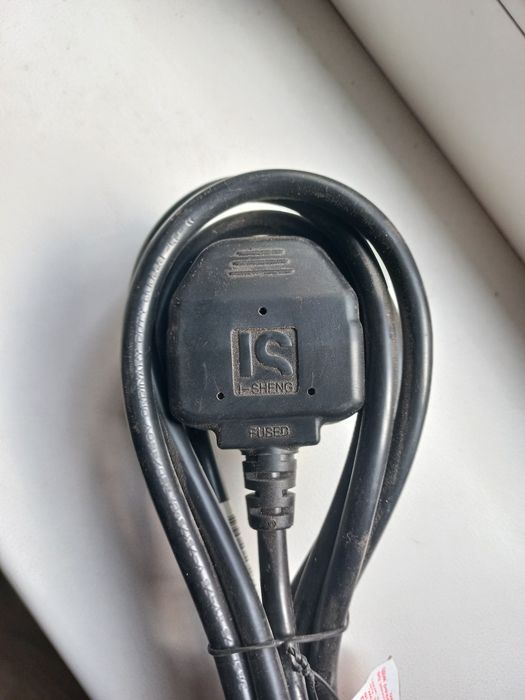 Отсечка. Силовой кабель .