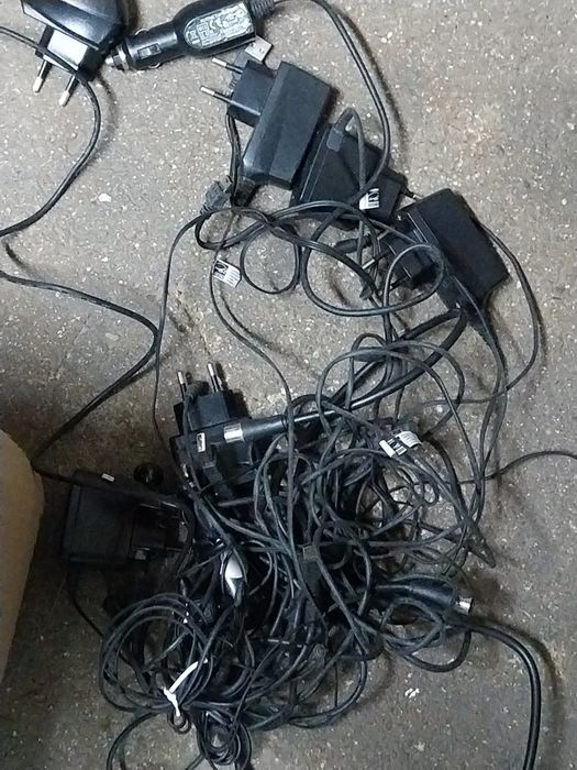 Varios telemoveis antigos