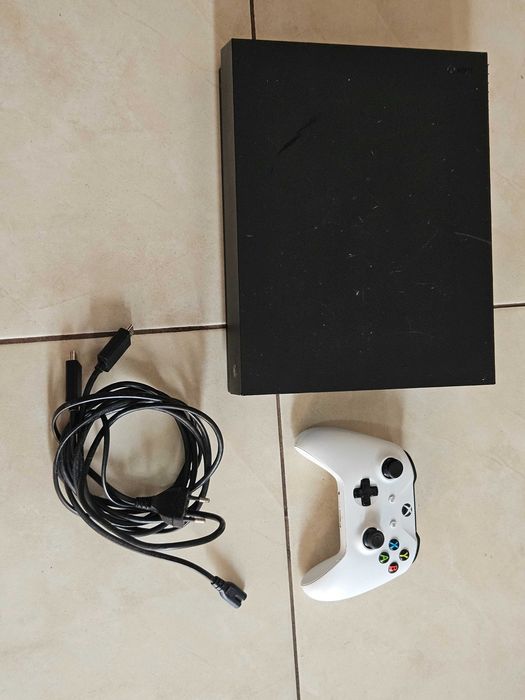 Konsola xbox x sprawna