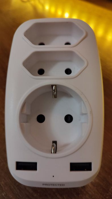 Rozgałęźnik 230V z ładowarką usb 5V