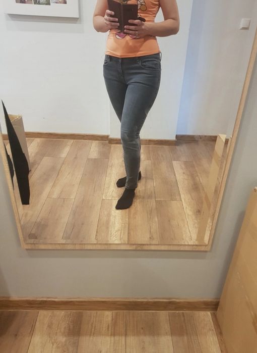 Szare damskie jeansy Esprit